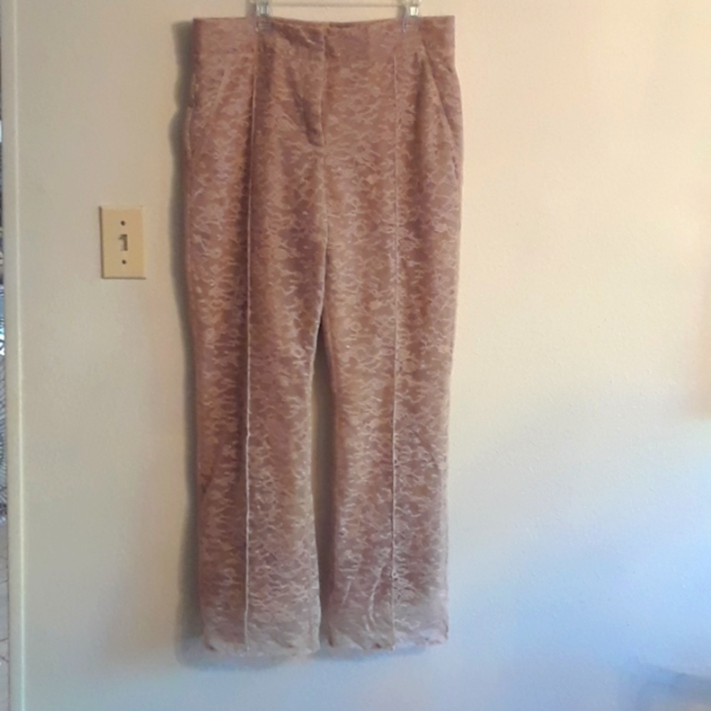 Valentino lace pants in rose